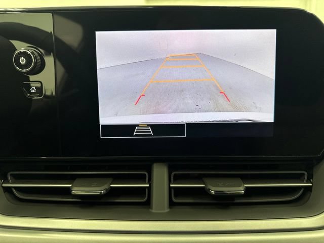 New 2026 Chevrolet Trax RS w/ Sunroof Package FWD image 15