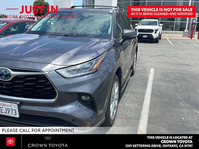 Used 2022 Toyota Highlander Limited