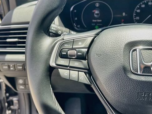 Used 2022 Honda Accord Touring image 17