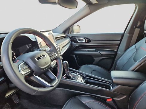 Used 2023 Jeep Compass Trailhawk w/ Trailhawk Elite Group image 10