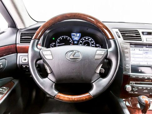 Used 2010 Lexus LS 460 L RWD image 23