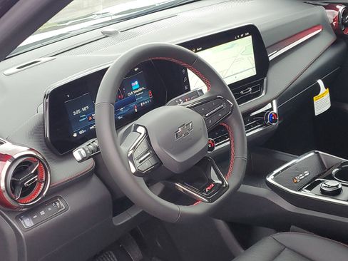 New 2026 Chevrolet Equinox RS w/ LPO, Floor Liner Package image 7