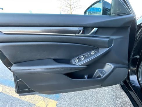 Used 2022 Honda Accord Sport image 27