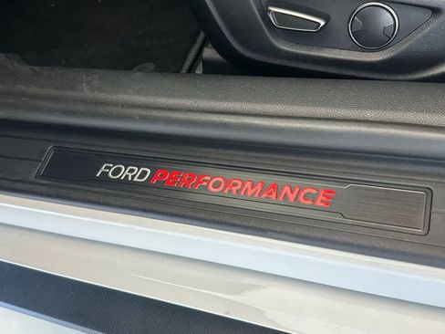 Used 2019 Ford Mustang Shelby GT350 w/ Technology Package image 22