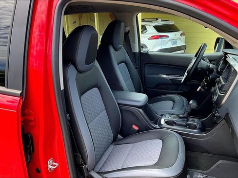 Used 2016 Chevrolet Colorado Z71 AWD/4WD image 10