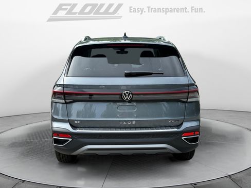 New 2026 Volkswagen Taos SE AWD/4WD image 6