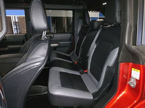 Used 2023 Ford Bronco Black Diamond image 22