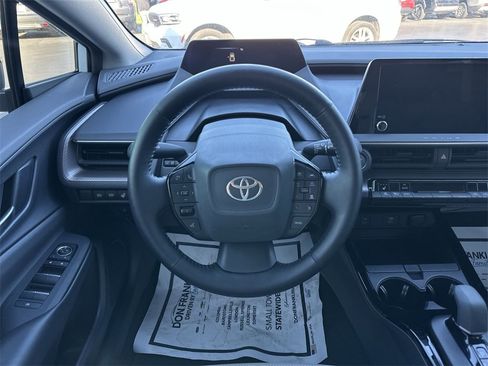 Used 2023 Toyota Prius XLE image 6
