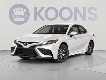 Used 2021 Toyota Camry SE w/ Cold Weather Package