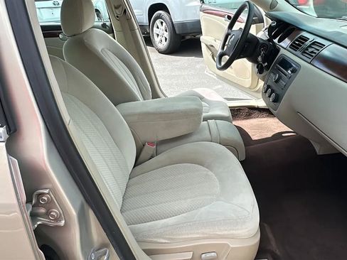 Used 2007 Buick Lucerne CX FWD image 35