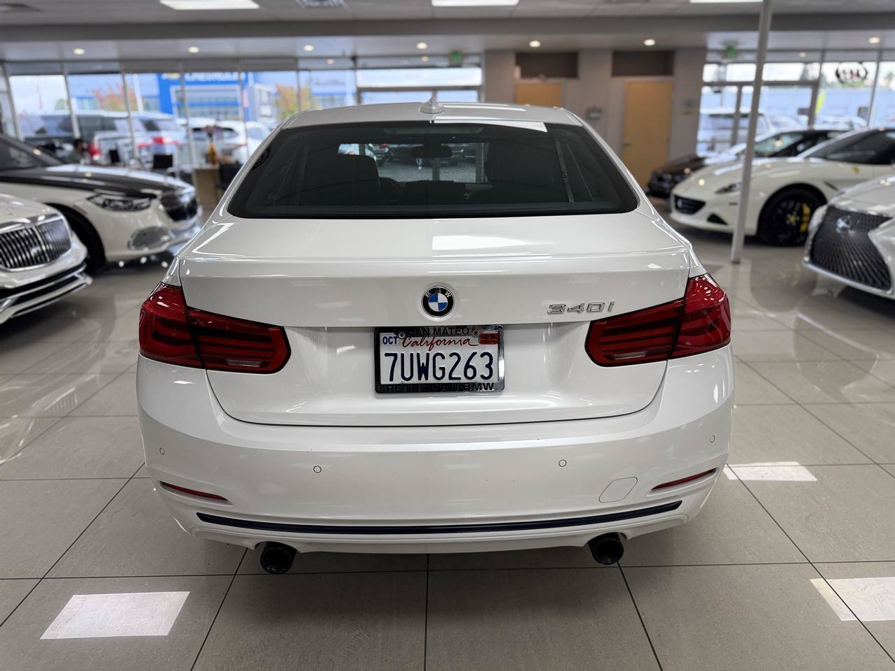 Used 2016 BMW 340i Sedan RWD image 5