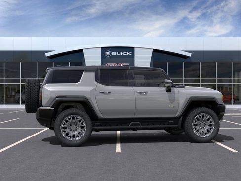 New 2025 GMC Hummer EV 2X image 31