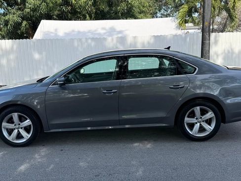 Used 2015 Volkswagen Passat 1.8T Limited Edition FWD image 3