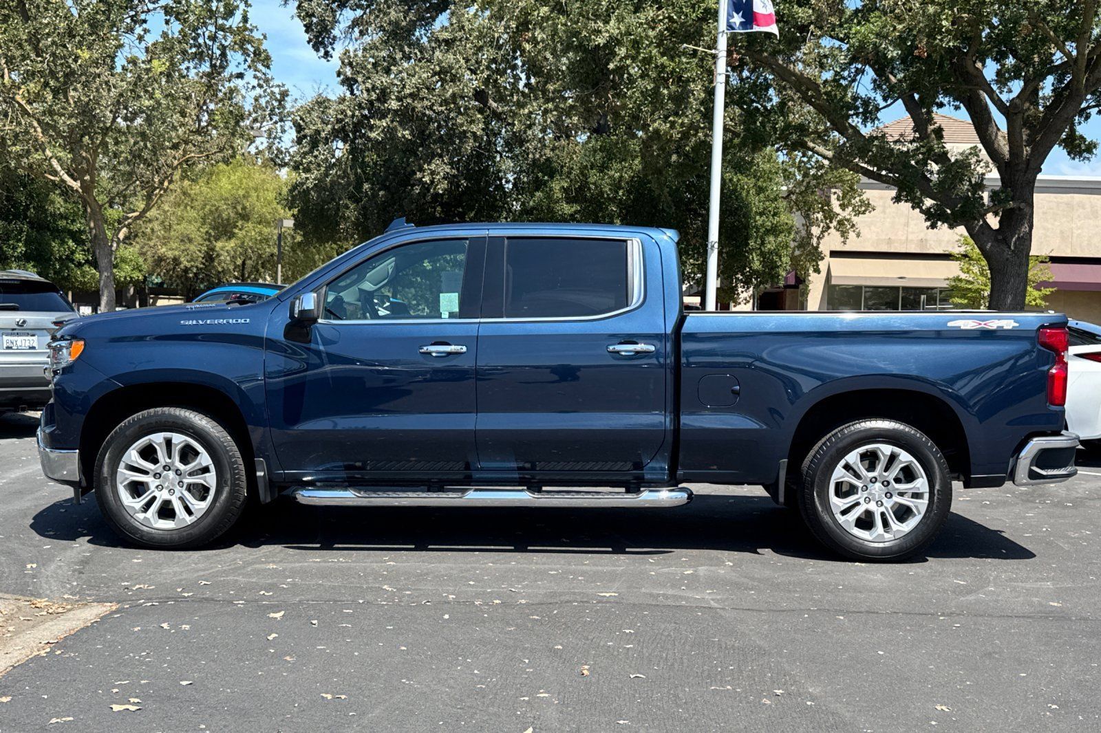Certified 2023 Chevrolet Silverado 1500 LTZ AWD/4WD image 6