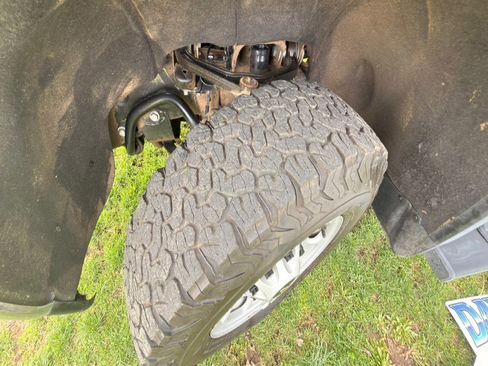 Used 2020 Chevrolet Silverado 2500 LT w/ All Star Edition image 34