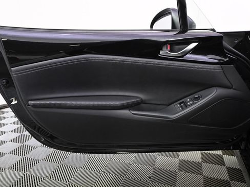 New 2026 MAZDA MX-5 Miata Club w/ Weather Package RWD image 23