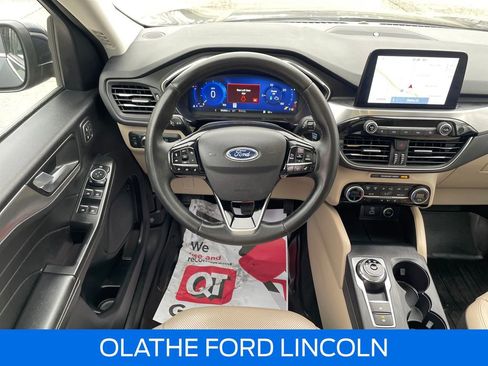 Certified 2021 Ford Escape Titanium image 24