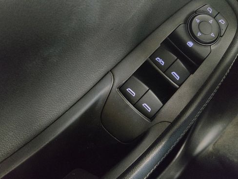 Used 2024 Buick Encore GX Preferred FWD image 27