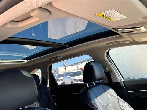 Certified 2022 Kia Sorento SX Prestige image 13