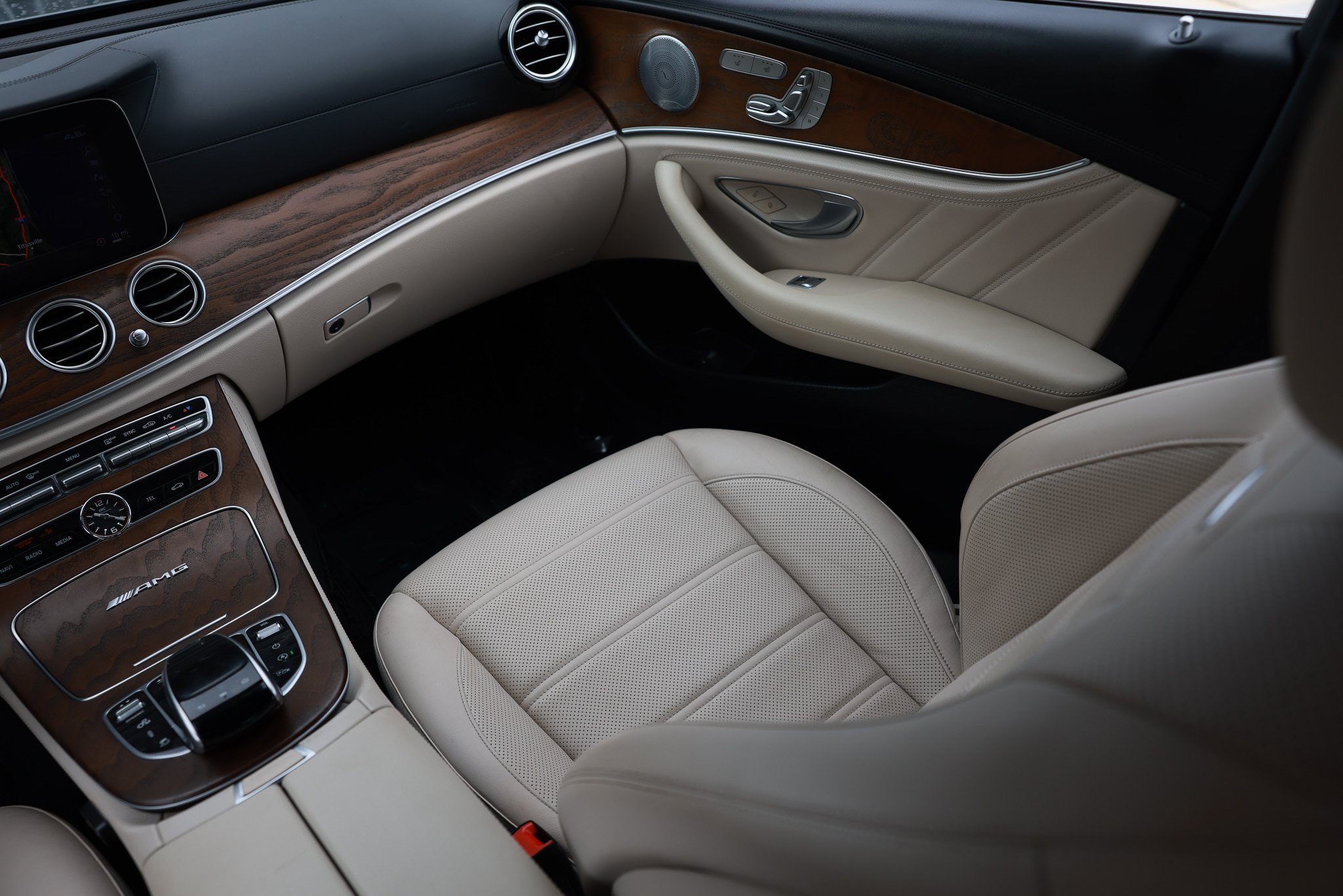 Used 2019 Mercedes-Benz E 63 AMG S image 28