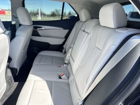 New 2026 Buick Envision Avenir image 23