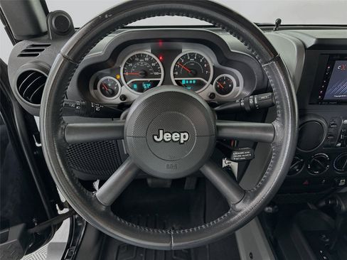 Used 2010 Jeep Wrangler Unlimited Sport image 11