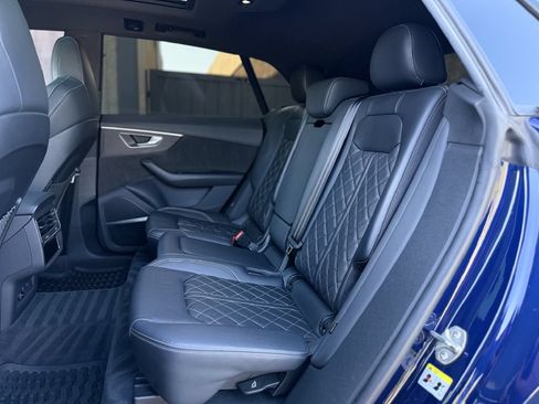 Used 2021 Audi SQ8 Premium Plus w/ SQ8 Black Optic Package AWD/4WD image 15