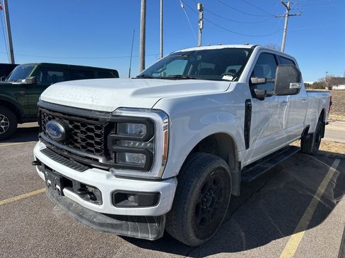 Used 2023 Ford F250 XLT w/ XLT Premium Package image 15