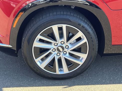 New 2026 Cadillac Vistiq Luxury image 25