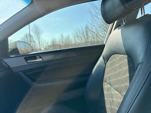 Used 2017 Hyundai Sonata Sport w/ Value Edition Package 02 image 27
