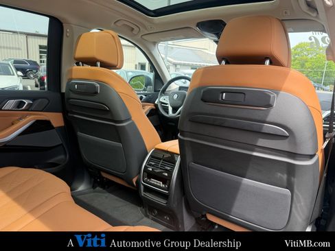 Used 2026 BMW X7 xDrive40i AWD/4WD image 26