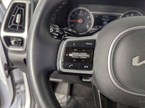 Used 2023 Kia Sorento X-Line EX image 22