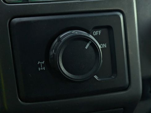 Used 2018 Ford F150 XLT w/ Equipment Group 302A Luxury image 30