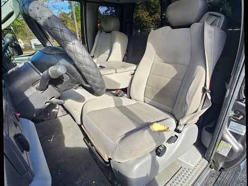 Used 2007 Ford F250 XLT image 12