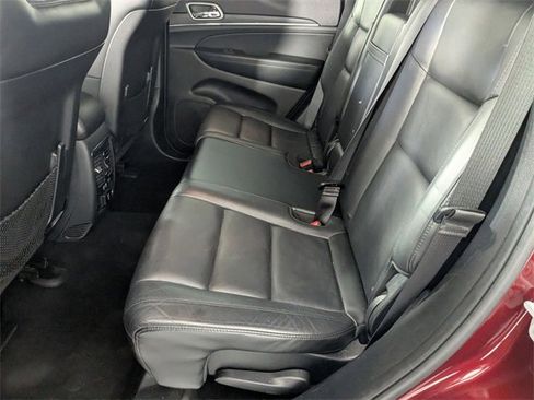 Used 2019 Jeep Grand Cherokee Limited image 27