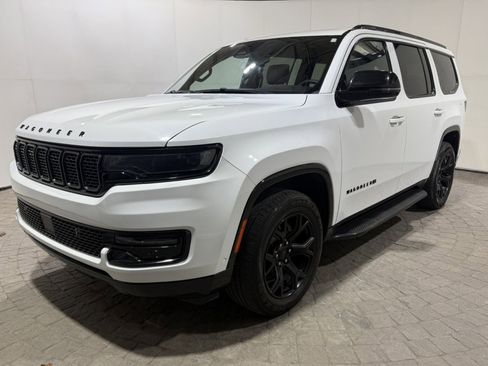 Used 2024 Jeep Wagoneer Series II image 4