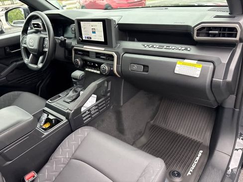 Used 2025 Toyota Tacoma SR w/ Towing Package image 5