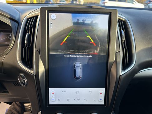 Used 2023 Ford Edge ST w/ Equipment Group 401A image 27