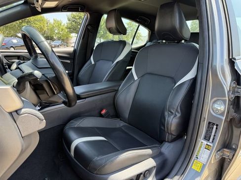 Used 2025 Toyota Camry SE FWD image 23