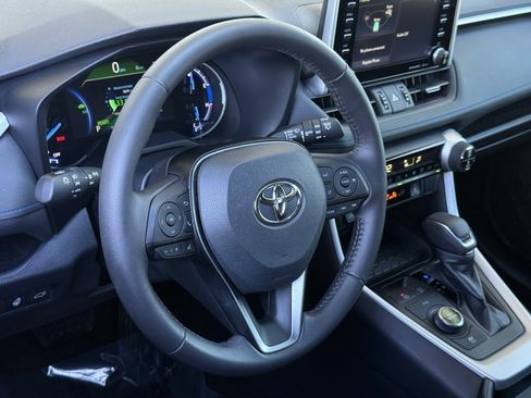 Used 2020 Toyota RAV4 XSE w/ XSE Grade Weather Package image 19