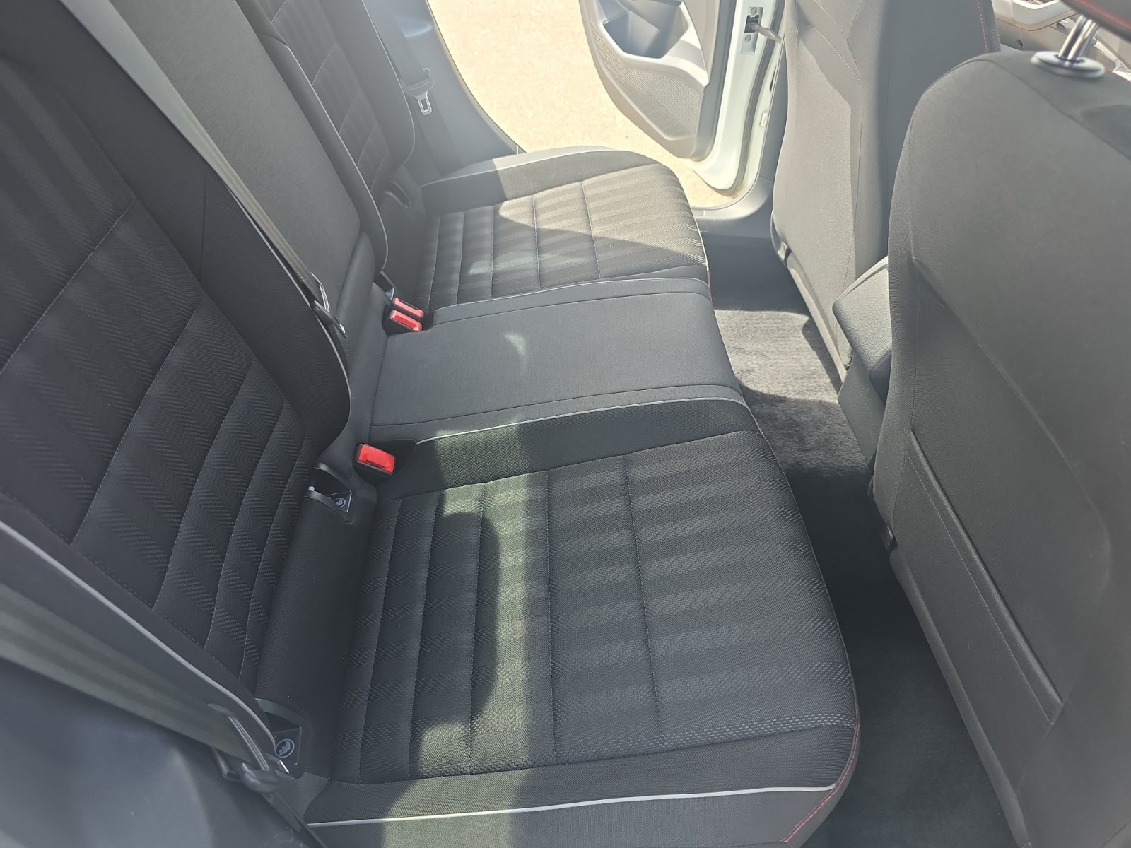 Used 2019 Volkswagen Jetta GLI FWD image 18