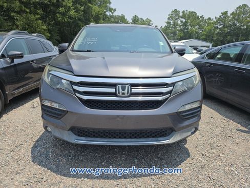 Used 2016 Honda Pilot Touring image 2