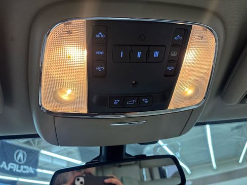 Used 2016 Jeep Grand Cherokee Overland RWD image 39