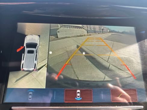 Used 2017 Cadillac Escalade ESV Platinum image 16