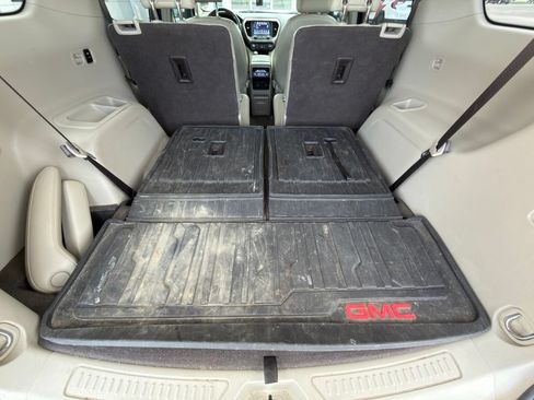Used 2017 GMC Acadia Denali w/ Technology Package AWD/4WD image 18