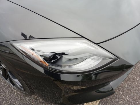 New 2025 Nissan Z Performance w/ Floor Mat Package image 19