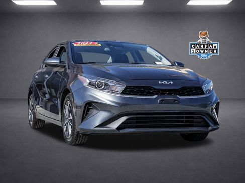 Used 2024 Kia Forte LXS image 2