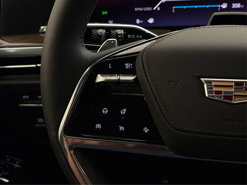 Used 2025 Cadillac Escalade Sport Platinum w/ LPO, ONYX Package AWD/4WD image 29