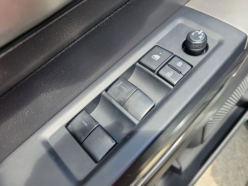 Used 2022 Toyota Tundra SR5 RWD image 13