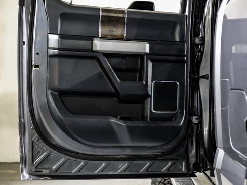 Used 2022 Ford F250 Lariat w/ Lariat Value Package AWD/4WD image 36